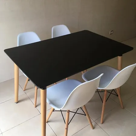 شقة Sao Martinho Do Porto Beach Apartment ساو مارتينهو دو بورتو