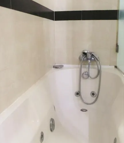 شقة Sao Martinho Do Porto Beach Apartment *